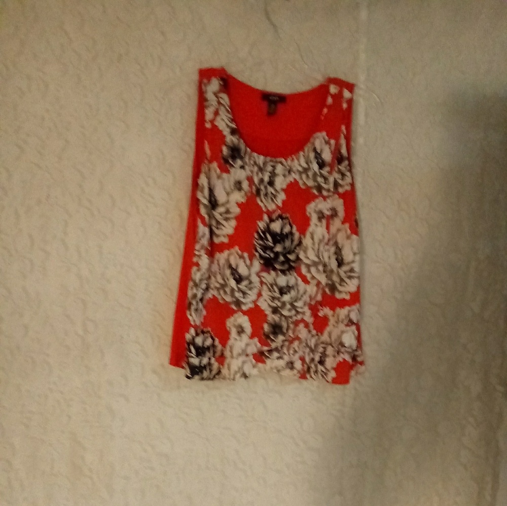 Floral top